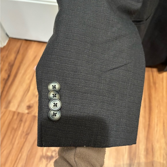 Kenneth Cole Men's Classic Black Blazer - Picture 4 of 5